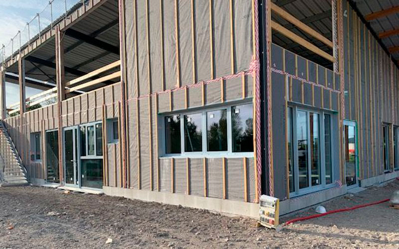  Construction fabrication et pose de menuiseries aluminium  batiment industriel